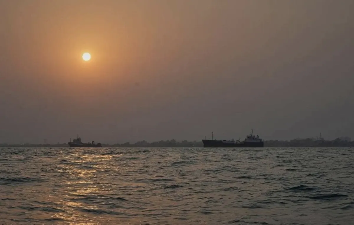 Iran đặt 7 điều kiện để mở lại eo biển Hormuz