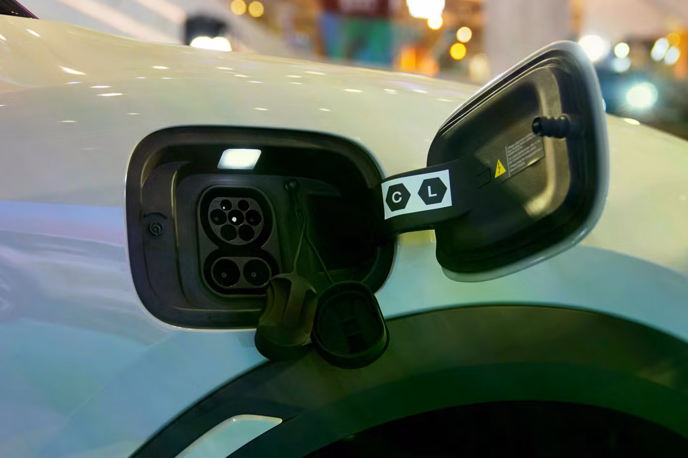 Mua Corolla 650 triệu: Tính đúng chi phí lăn bánh và nuôi xe