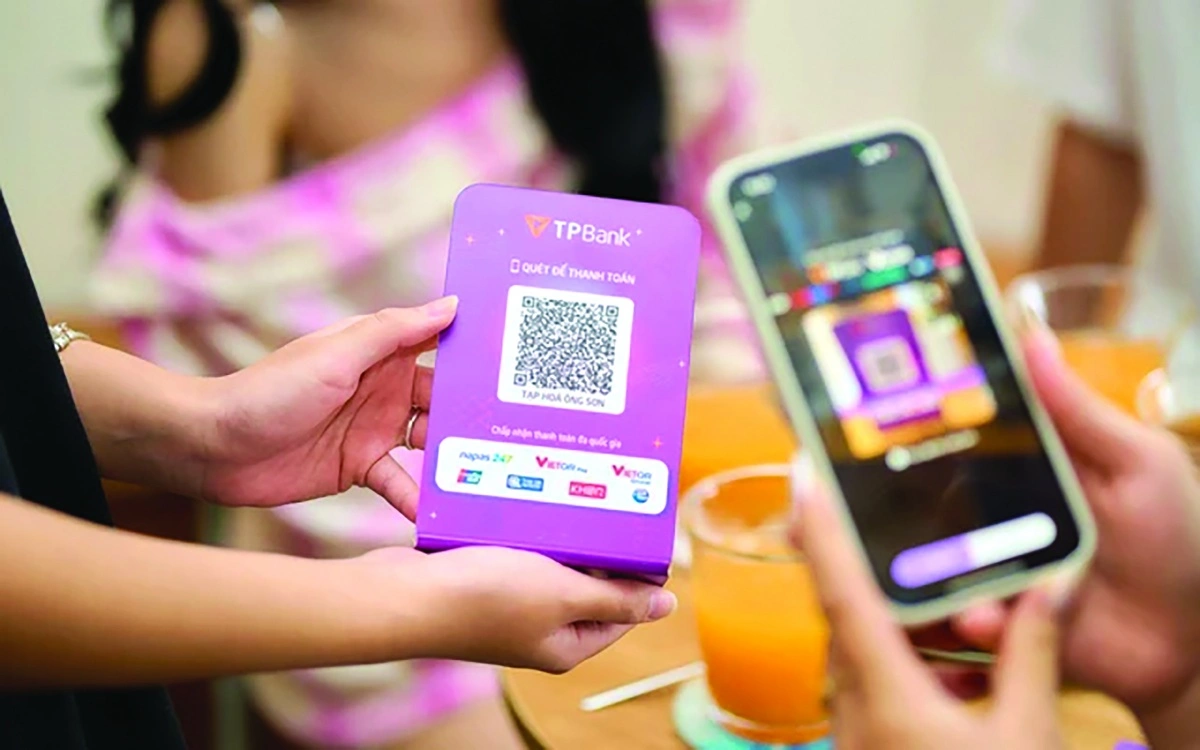 Phân tích dữ liệu: Ngành học thiếu người, lương cao tại Việt Nam