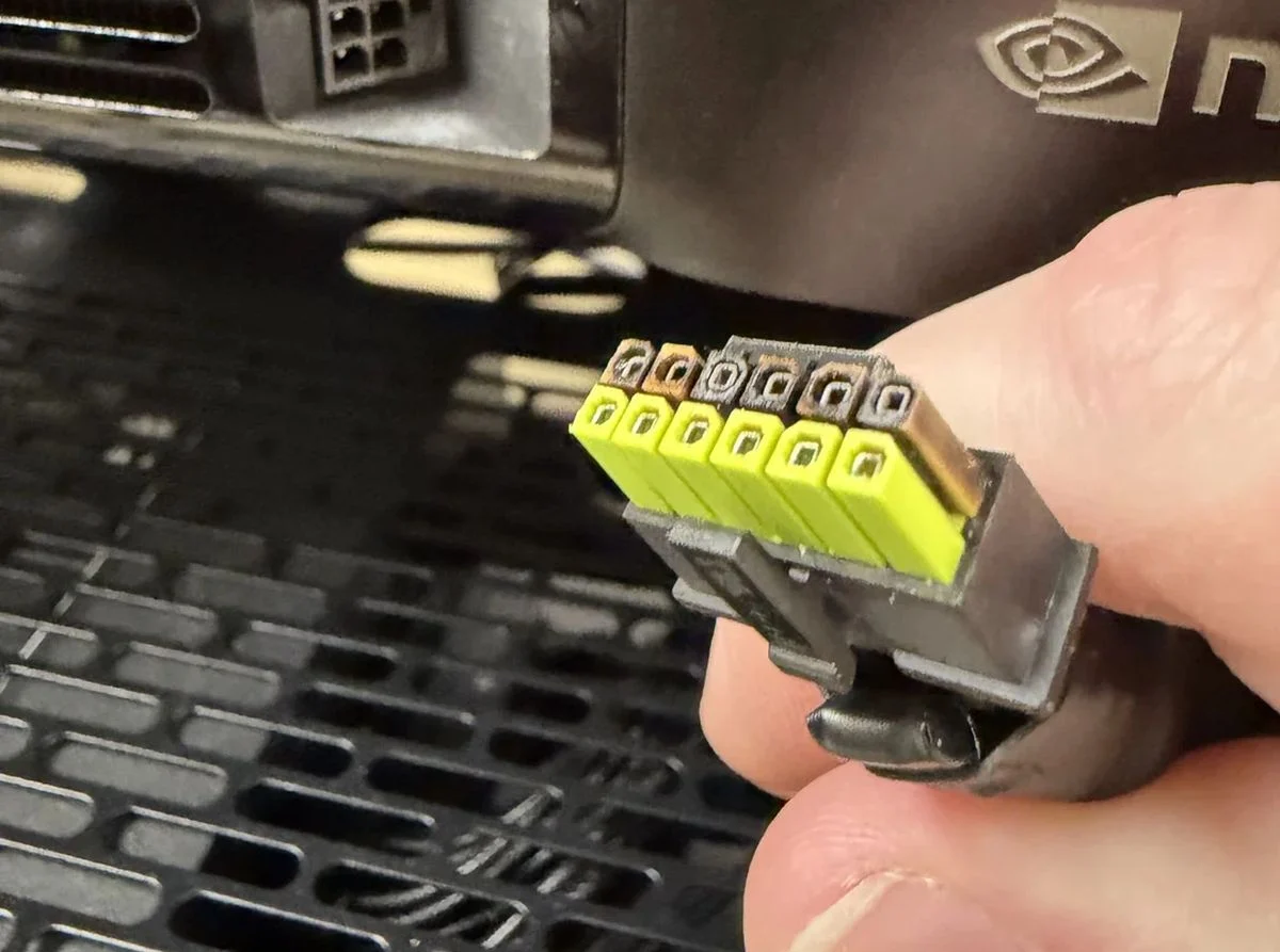 GPU Power Connector Meleleh: Amaran Serius Untuk Para PC Builder