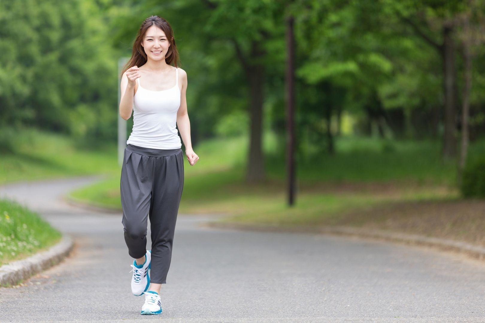 Bỏ qua phòng gym: Bài tập ngắn mỗi 45 phút thay thế 10.000 bước