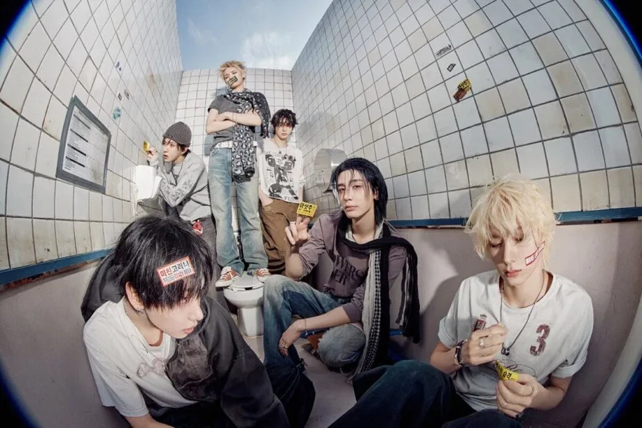 Khi Concept Photo K-pop Gây Tranh Cãi: Ranh Giới Sáng Tạo Và Phản Ứng Fan