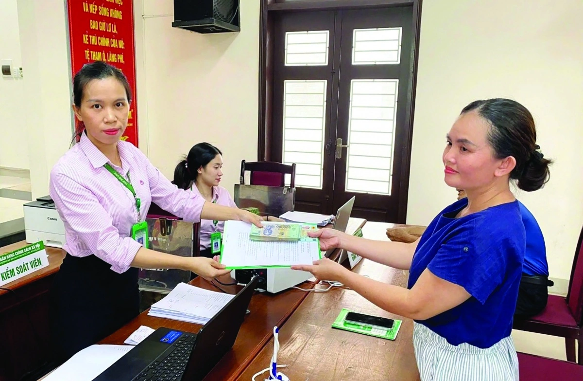 Học bổng và hỗ trợ toàn diện cho học sinh khó khăn: Phụ huynh cần nắm bắt