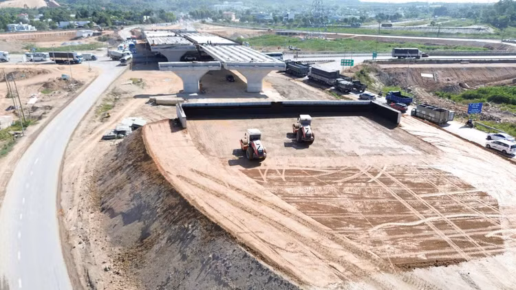 Đà Nẵng vào Top 5 giải ngân đầu tư công: sức bật từ hạ tầng giao thông
