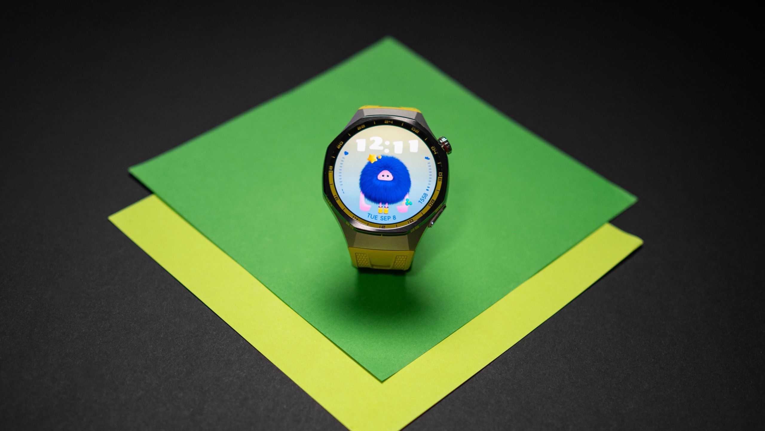 Huawei Watch GT 7 Pro: Đồng hồ thông minh sạc mỗi tuần thách thức Apple Watch