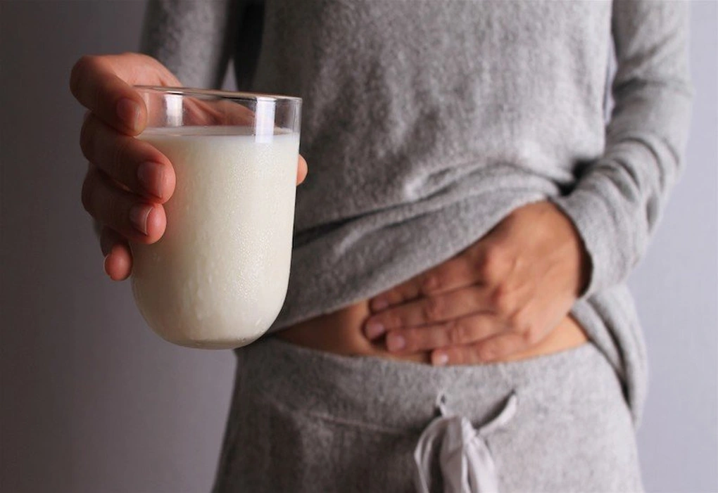 Những thực phẩm buổi tối đang phá hủy giấc ngủ và cách chọn camilan đúng