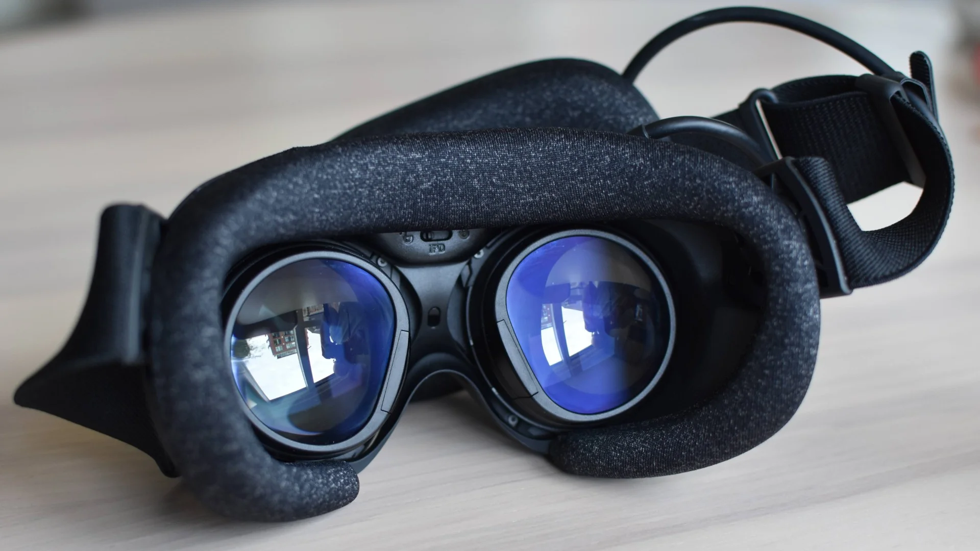 Steam Frame: kính VR cao cấp tốt nhất hiện tại nhưng có đáng tiền?