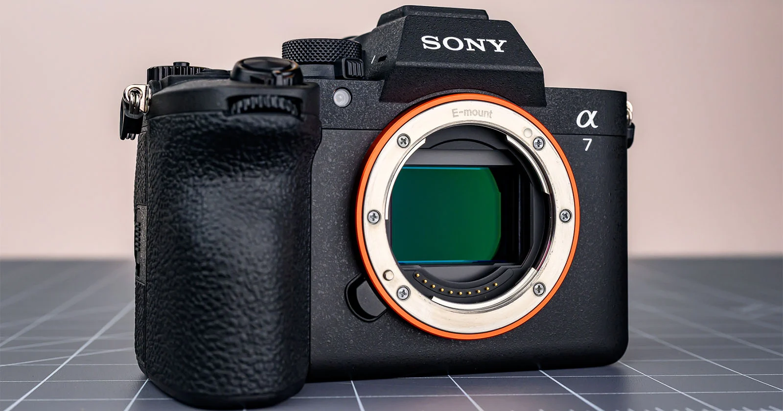 Sony a7 V tiếp tục thống trị: vì sao vẫn là lựa chọn số một?