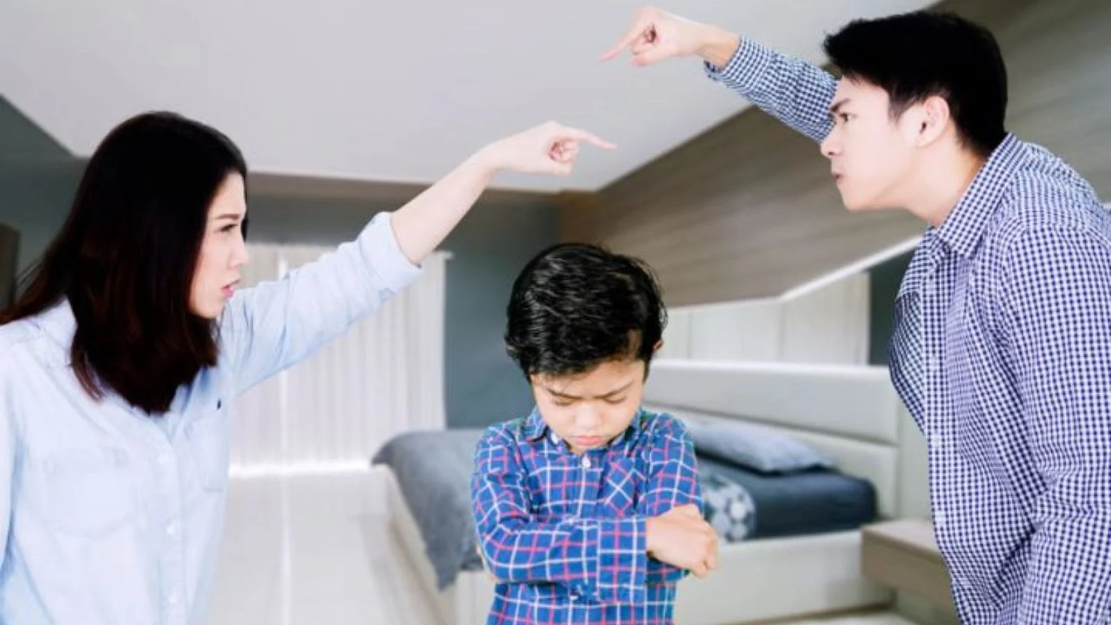 Những hình thức kỷ luật gây tổn thương cảm xúc lâu dài cho trẻ