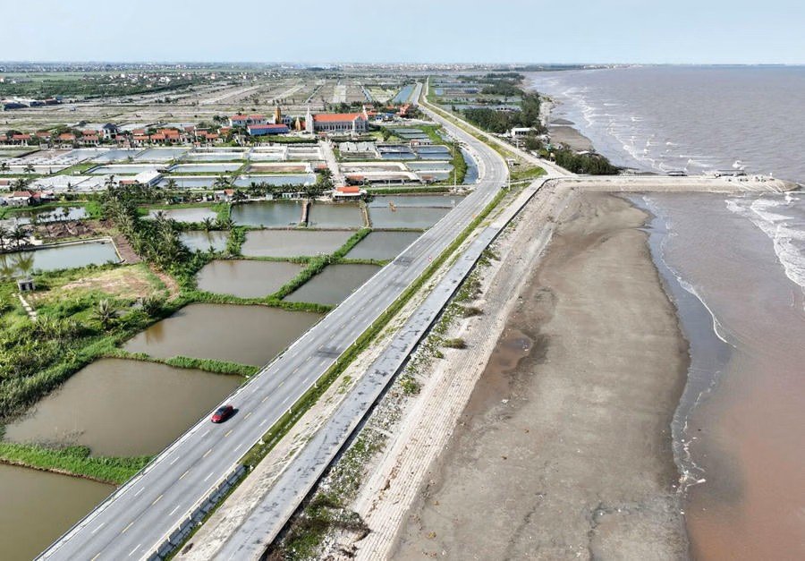 Ninh Bình chi 23,5 tỷ xúc tiến công nghệ cao: bàn đạp lên thành phố trực thuộc Trung ương