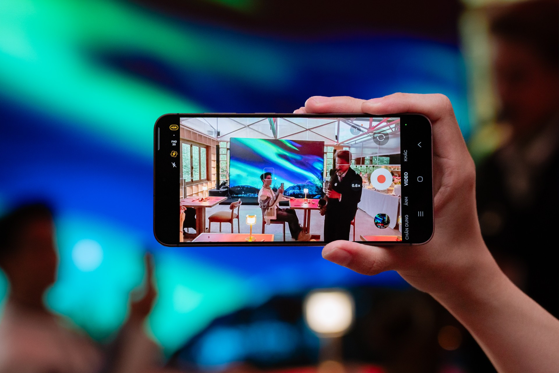 Galaxy S26 FE: camera flagship tiến xuống tầm giá phổ thông