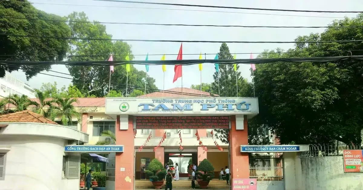 Cách phụ huynh phát hiện và chống lại lạm thu học phí