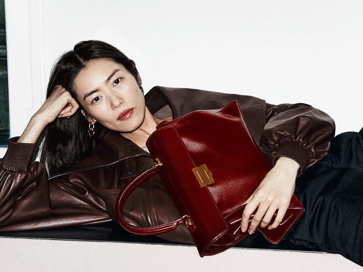 Balenciaga Hourglass Mềm Mại Hơn: Tín Hiệu Xu Hướng Túi Cao Cấp Đang Đổi Chiều