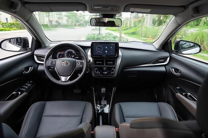 Toyota Vios hay Kia Soluto: Chọn sedan hạng B nào đáng tiền?