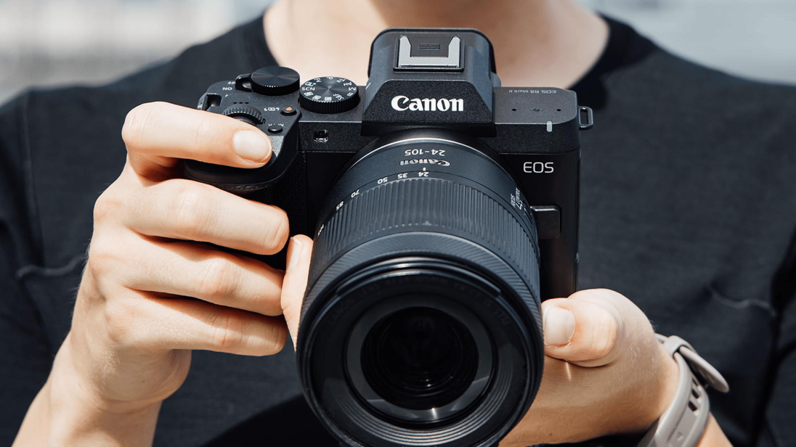 Canon EOS R8 Mark II: bước nhảy vọt cho máy ảnh full-frame nhẹ có IBIS