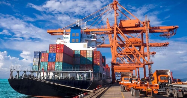Xuất khẩu sang Mỹ vượt mốc ấn tượng: Vì sao thị trường này chiếm gần 1/3 hàng Việt?
