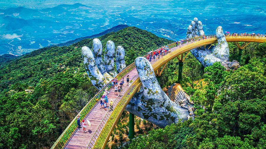 Lộ trình du lịch tăng trưởng hai con số: từ bản lề đến bứt phá