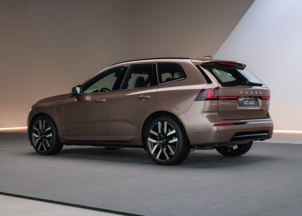 Panduan Beli: Volvo XC60 vs XC90 PHEV Jarak Elektrik Panjang