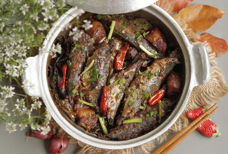 Cá mòi và cá nục: lựa chọn omega-3 rẻ tiền thay cá hồi