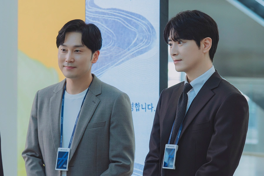 Lee Jun-hyuk tỏa sáng trong drama công sở hài kịch ‘Dù trúng số vẫn đi làm’