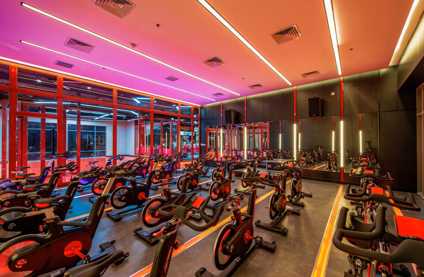 Phòng gym mở rộng nhanh nhưng khó giữ chất lượng