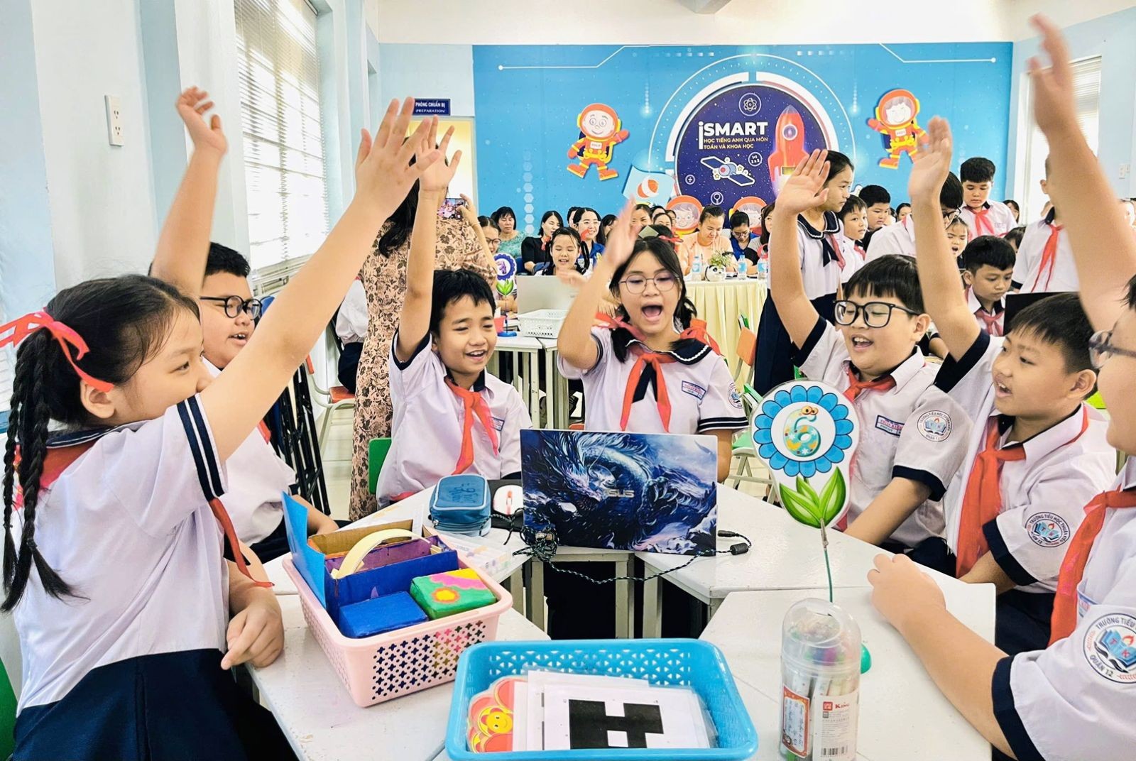 AI chính thức bước vào lớp học: Trường phổ thông chuẩn bị ra sao?