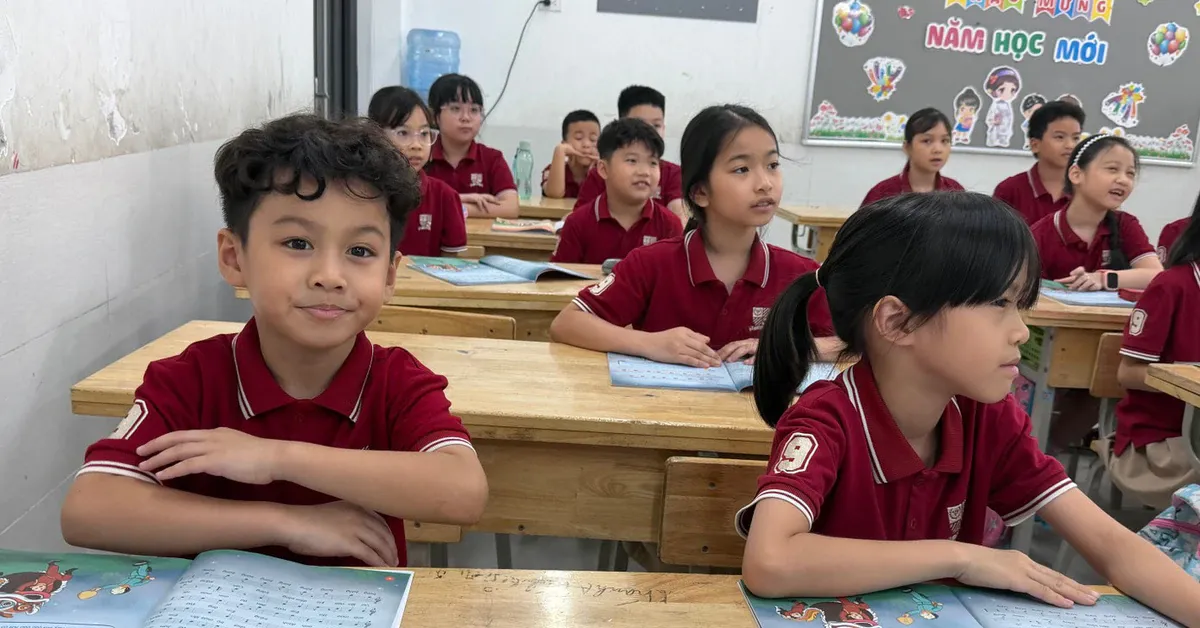 Chương trình dạy AI cho học sinh Hà Nội: Cơ hội và thách thức cho giáo viên
