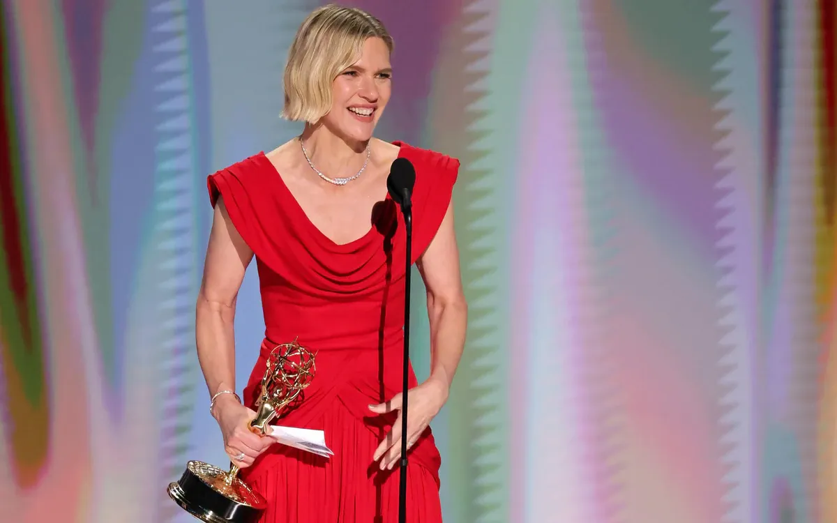 Rhea Seehorn giành Emmy sau 30 năm: chiến thắng của sự bền bỉ
