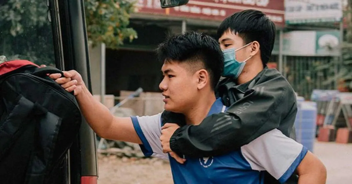 10 năm cõng bạn tới giấc mơ bác sĩ nội trú