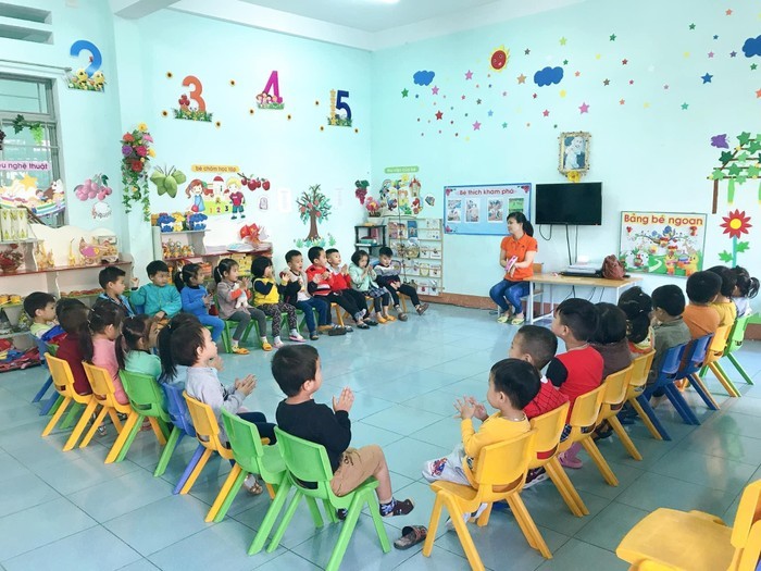 Trẻ 5-6 tuổi được miễn, giảm học phí mầm non: Phụ huynh cần chuẩn bị gì?
