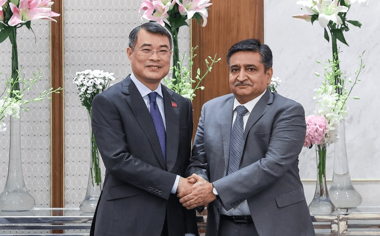 GMR và ACME nhắm vào hạ tầng hàng không, năng lượng xanh Việt Nam