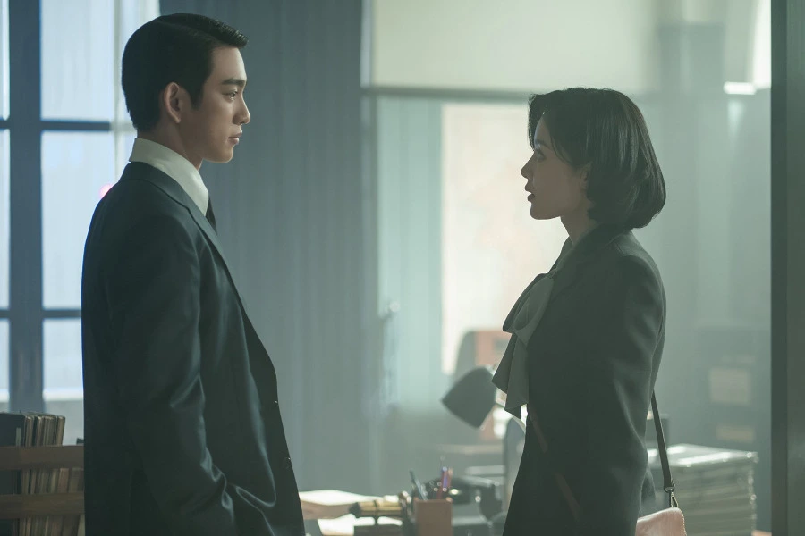 Park Jinyoung và Kim You Jung: Lãng mạn nghi ngờ trong 'Ngày Lừa Dối'