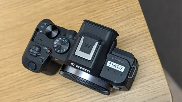 Canon EOS R8 Mark II: full-frame compact cho người mê du lịch và hybrid