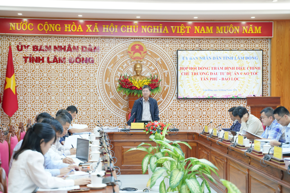 Cao tốc Bảo Lộc - Liên Khương 66km: Thời gian không chờ vướng mắc đất quốc phòng