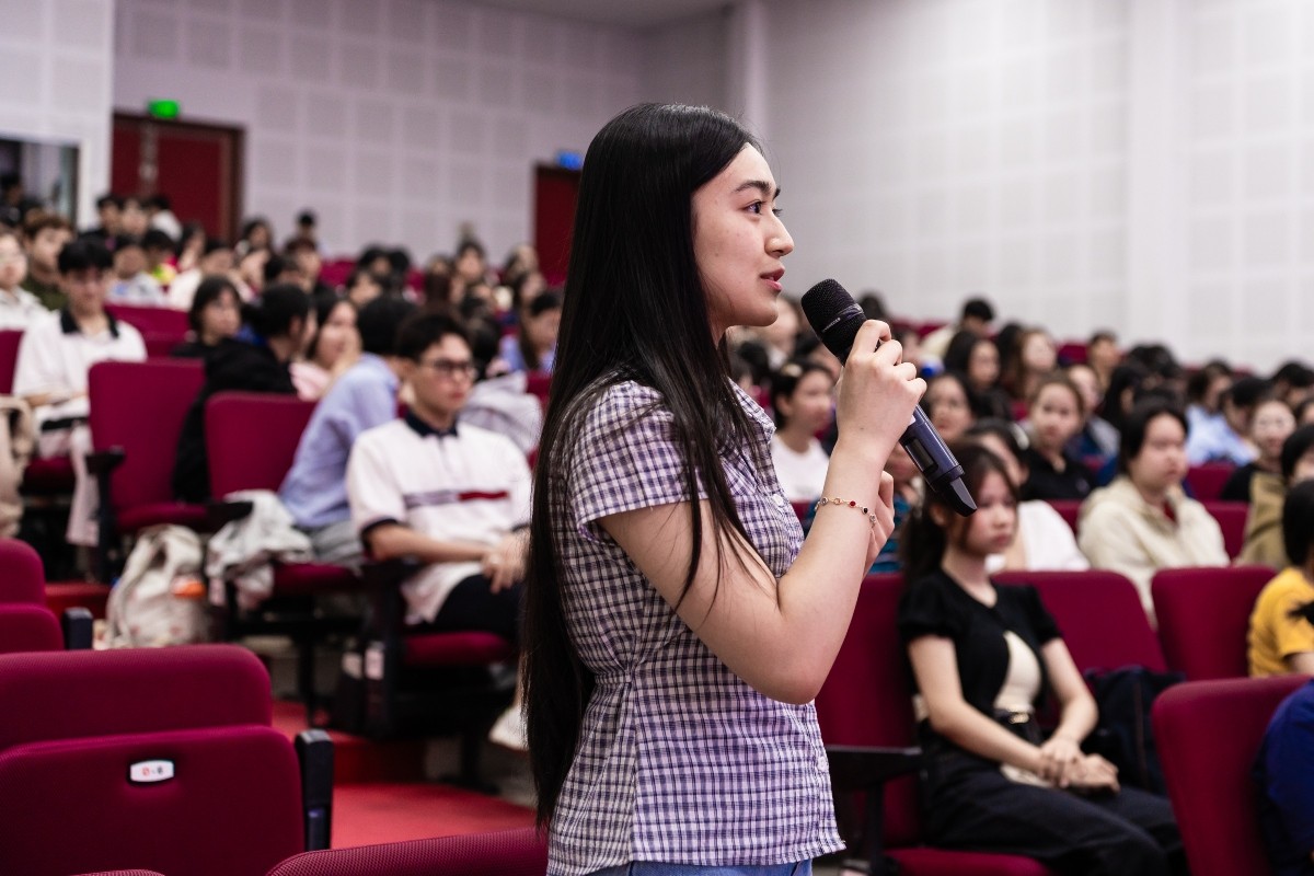 Chương trình Bản Sắc: Di sản Việt trong thời ngôn ngữ số