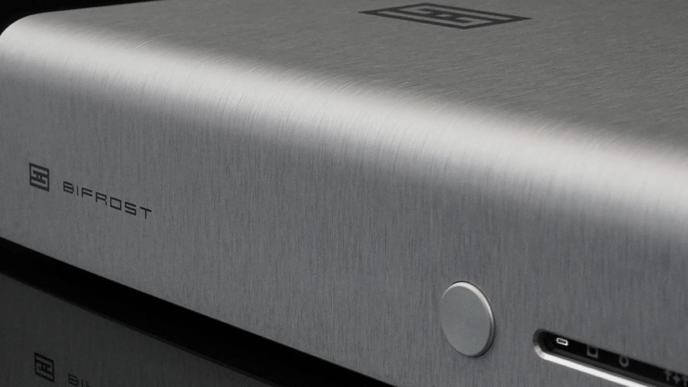 Nâng cấp DAC và CD transport giá phải chăng cho audiophile tầm trung