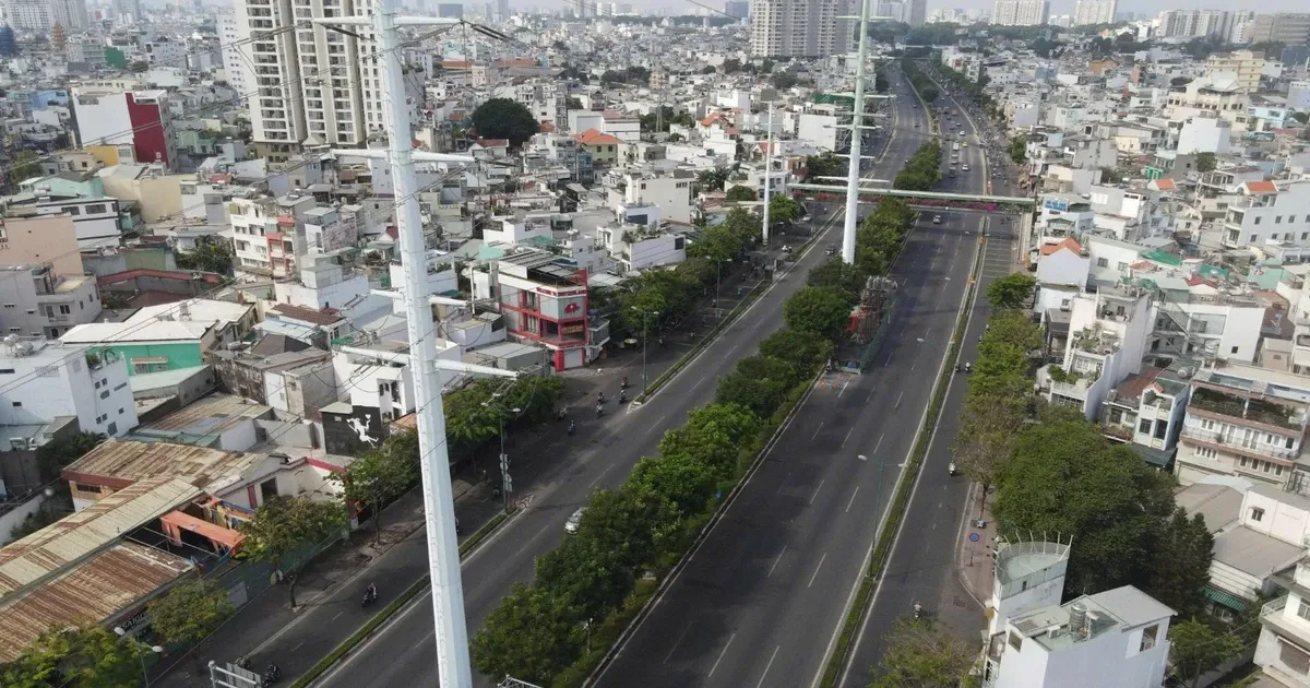 Metro Tân Sơn Nhất tuyến số 6: Thử thách đền bù 26.000 tỷ qua 13 phường