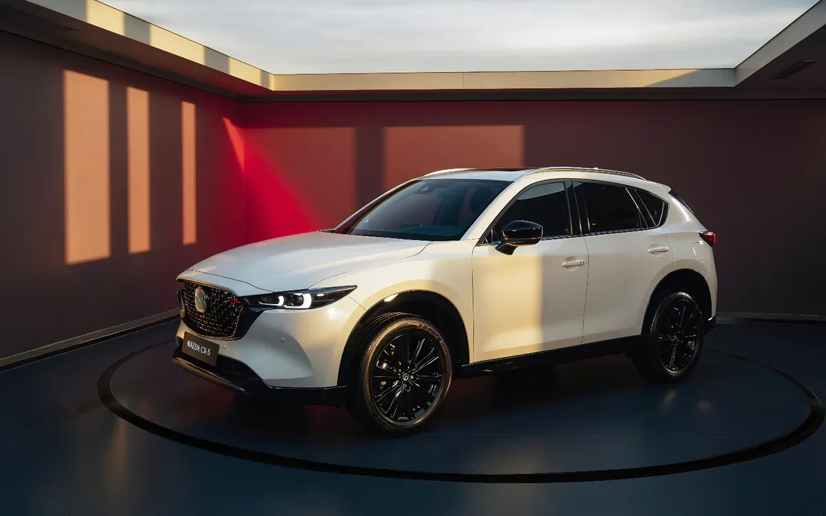 Mazda CX-5 giá dưới 700 triệu: deal SUV hạng C đáng xuống tiền?