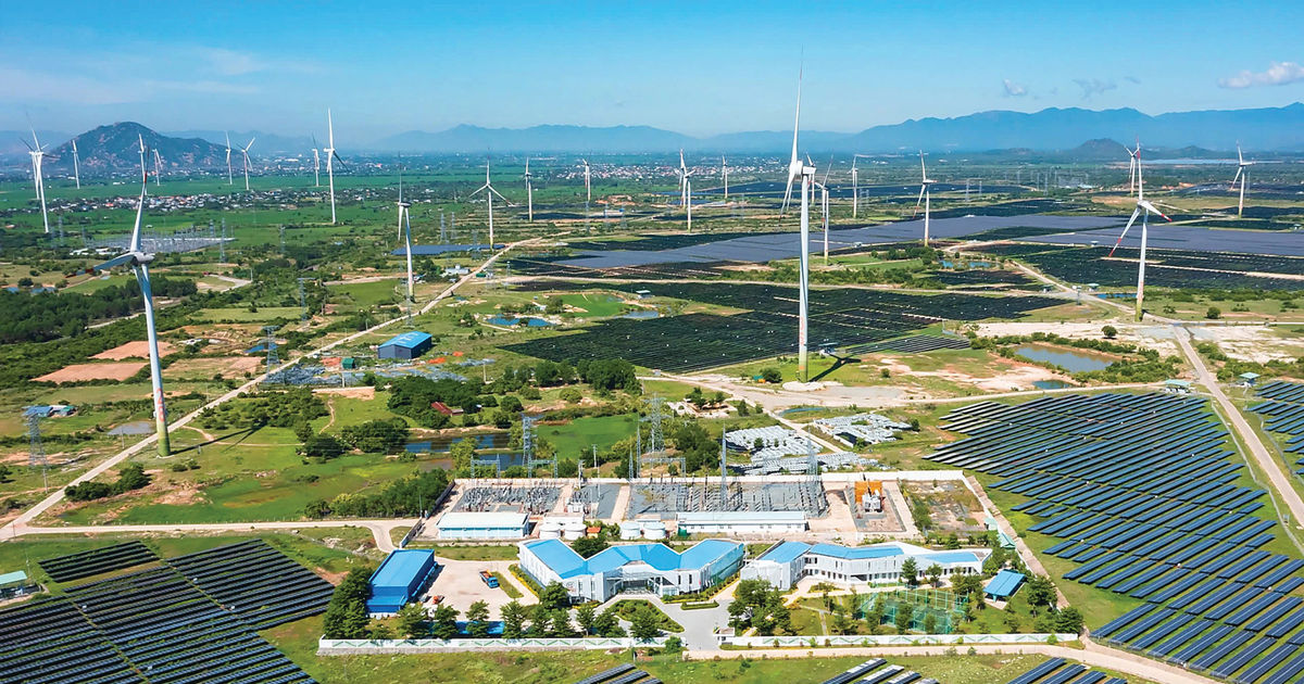 Trung tâm năng lượng tái tạo: Cực tăng trưởng công nghiệp xanh