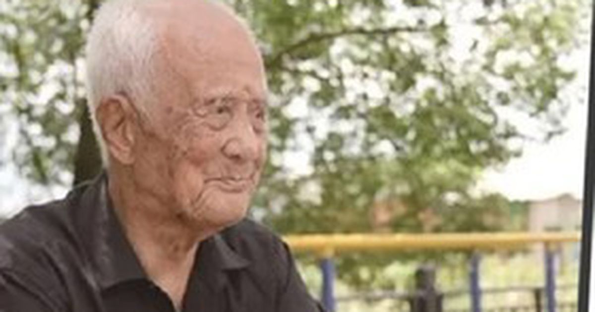 Bí quyết sống thọ từ những người sống lâu nhất: 5 thói quen ai cũng làm được