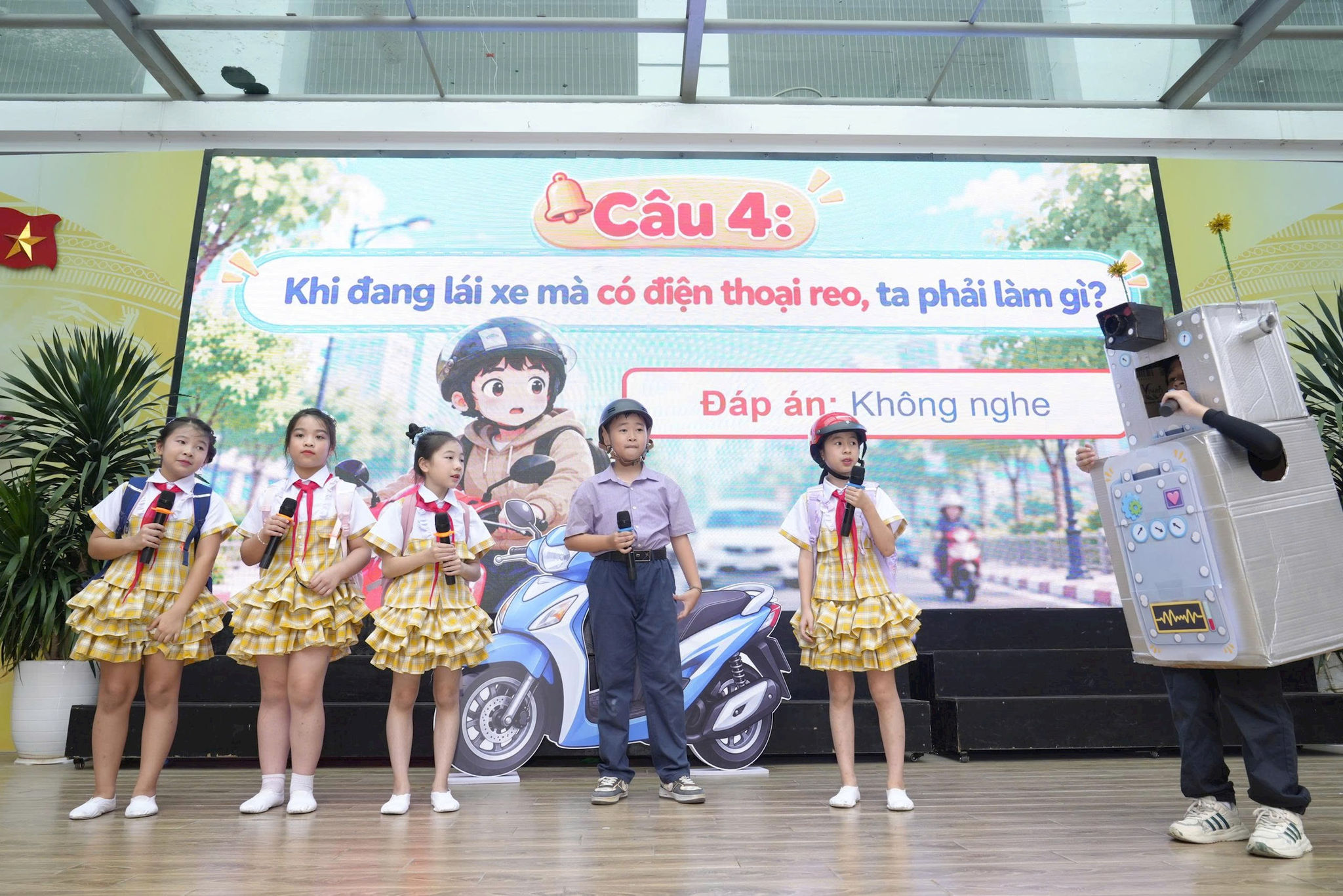 Đưa tình huống thực tế vào giáo dục an toàn học đường