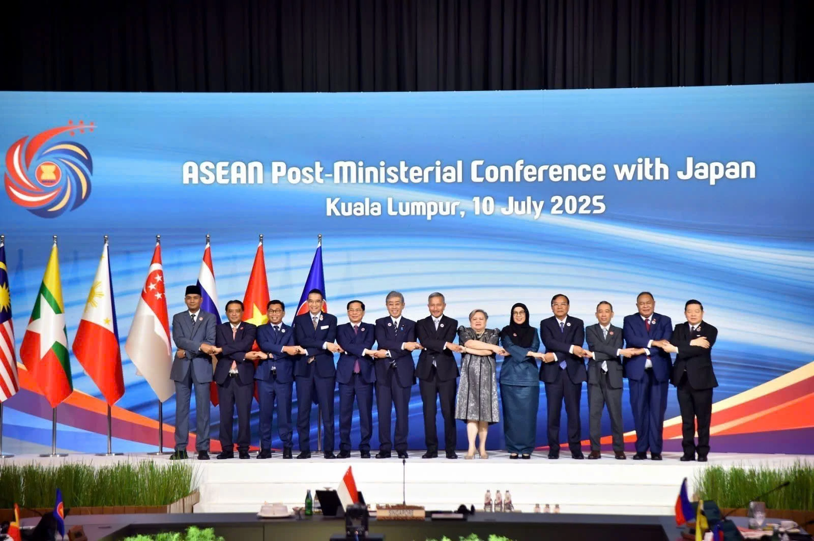 Việt Nam với 6 trụ cột mới cho kết nối ASEAN