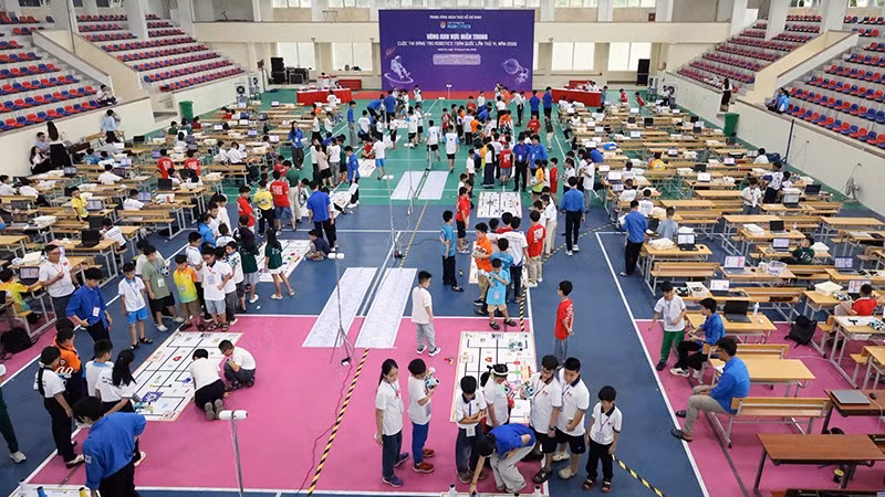 Vòng khu vực cuộc thi Robotics: nơi STEM bước ra đời sống