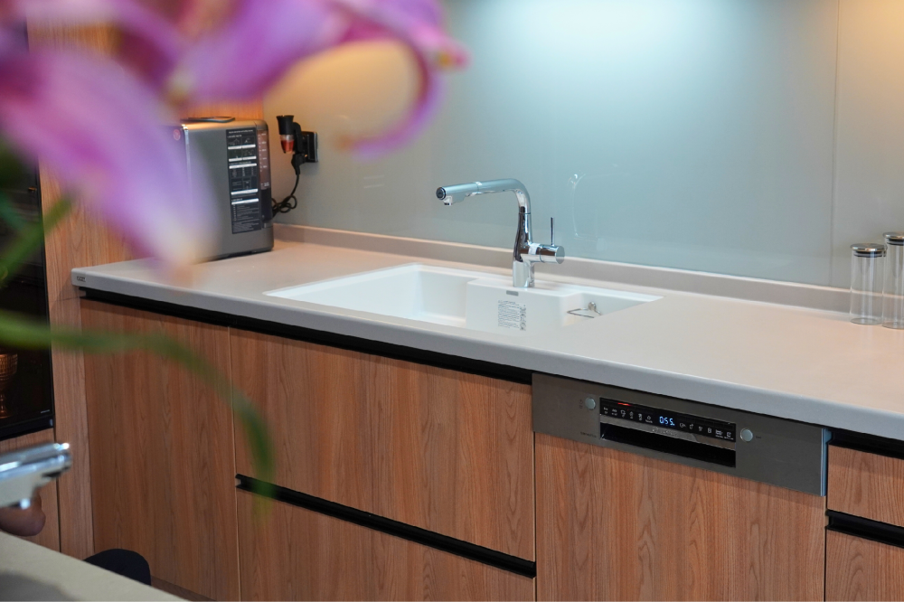 Chậu rửa chén đá thay thế inox: Khi bếp cao cấp đổi chuẩn