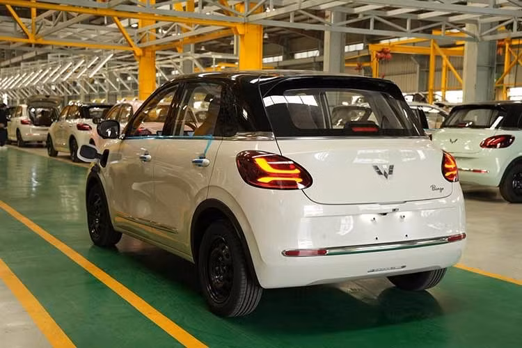Wuling Bingo giảm 40 triệu: chọn xe điện mini nào dưới 500 triệu?