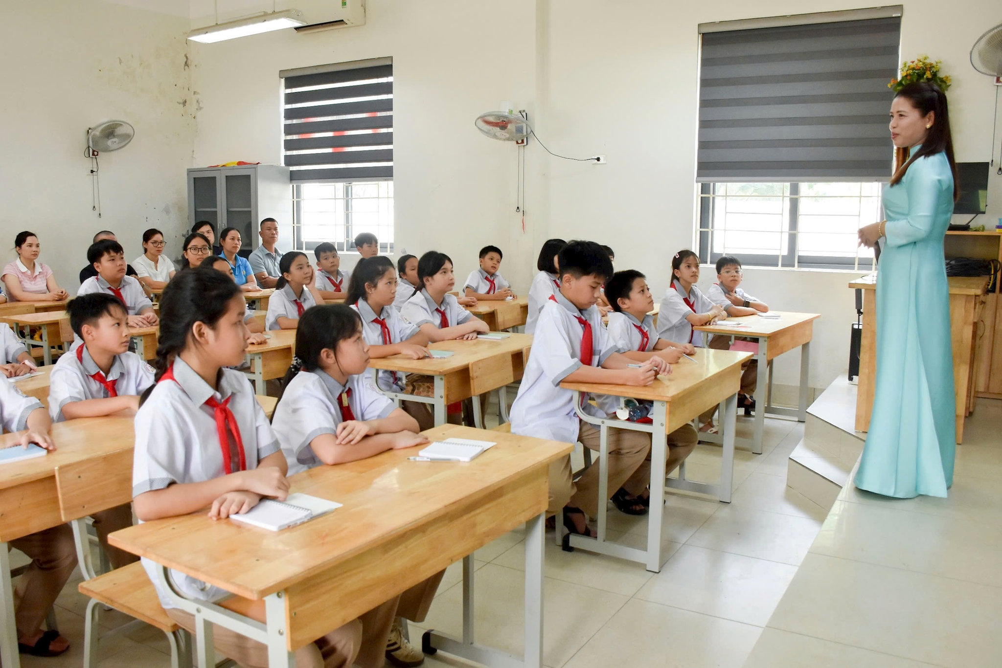 Hỗ trợ ăn trưa mầm non tăng gấp đôi: Cơ hội và áp lực ngân sách