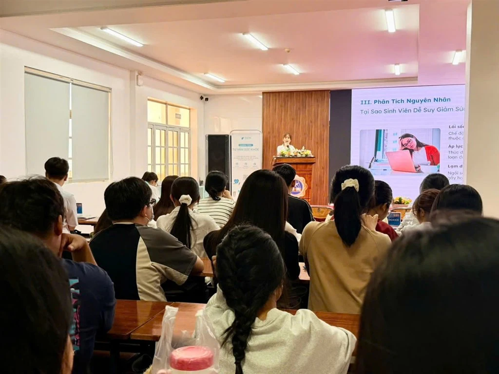 Sinh viên cần biết: 5 thói quen chăm sóc sức khỏe chủ động từ giảng đường