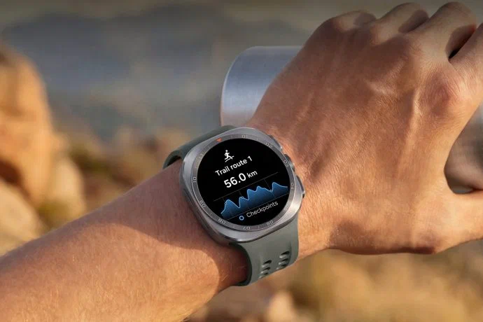 Galaxy Watch Ultra2 nâng cấp: có đáng đổi từ bản cũ?