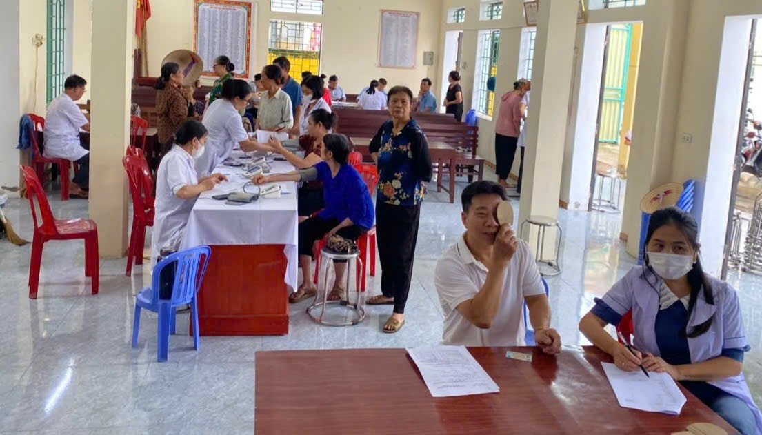 Khám sức khỏe miễn phí tại cộng đồng: từ chiến dịch đến thói quen