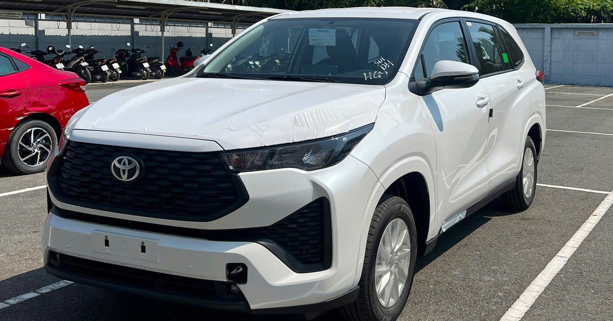 Toyota Innova Cross hybrid và xăng: chọn bản G hay HEV?